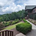 House Mountain Inn