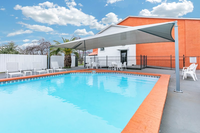 Howard Johnson by Wyndham New Braunfels in New Braunfels, Texas, United States