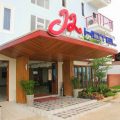 J2 Hotel
