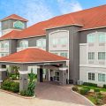 La Quinta Inn & Suites by Wyndham Cleburne