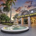 La Quinta Inn & Suites by Wyndham Coral Springs South