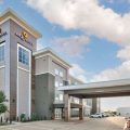 La Quinta Inn & Suites by Wyndham Denton – University Drive