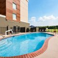 La Quinta Inn & Suites by Wyndham Gonzales