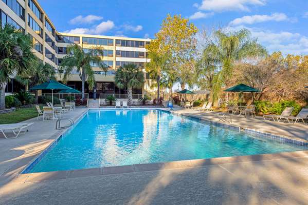 La Quinta Inn & Suites by Wyndham New Orleans Airport in Kenner, Louisiana, United States