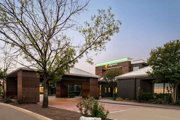 La Quinta Inn & Suites by Wyndham Round Rock North in Round Rock, Texas, United States