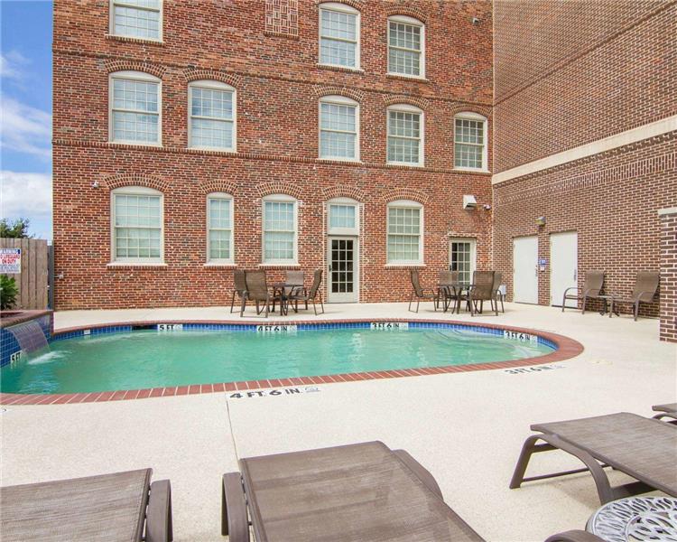 Liberty Hotel in Cleburne, Texas, United States