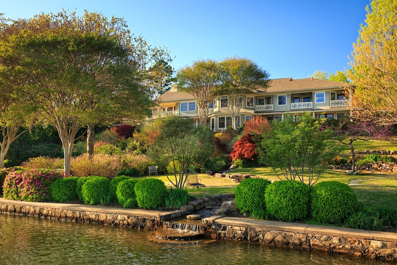Lookout Point Lakeside Inn in Hot Springs, Arkansas, United States