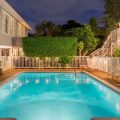Meranova Guest Inn