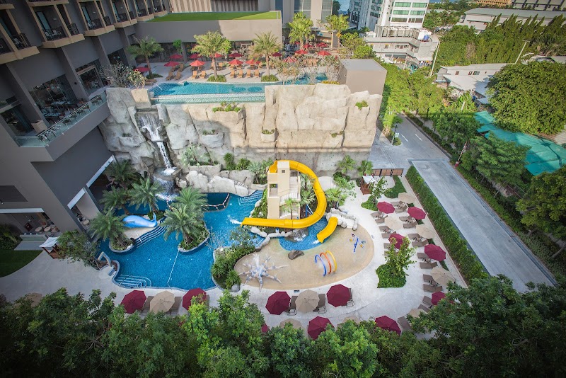 Mercure Pattaya Ocean Resort in Chon Buri, Thailand
