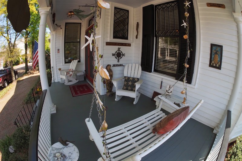 Mermaids' Porch in Portsmouth, Virginia, United States