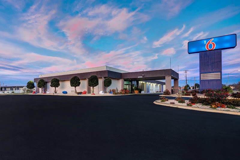 Motel 6 Burlington, NC in Burlington, North Carolina, United States