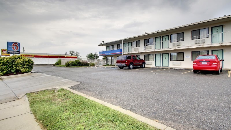 Motel 6 Manhattan KS in Manhattan, Kansas, United States