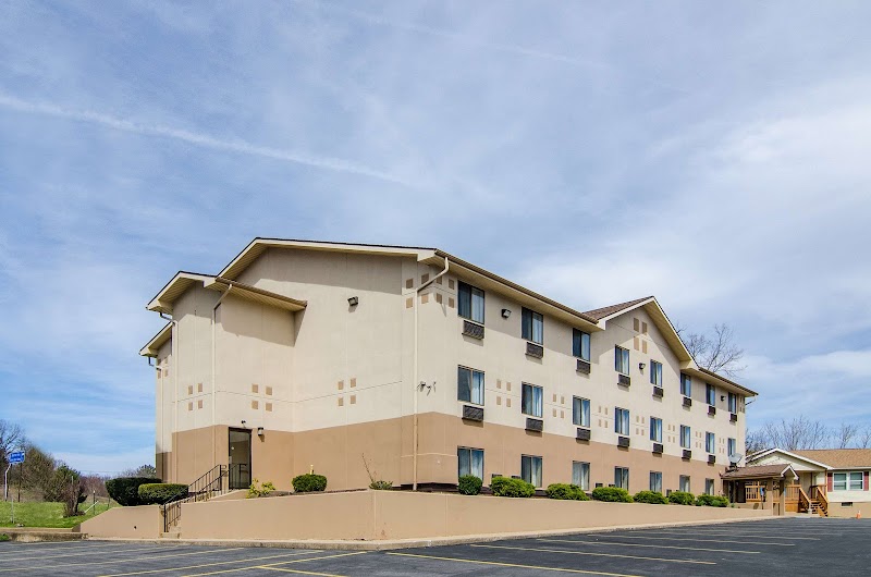 Motel 6 Montoursville, PA in Montoursville, Pennsylvania, United States