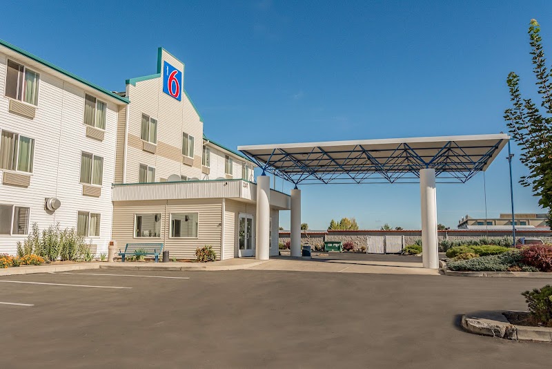 Motel 6 Redmond in Redmond, Oregon, United States