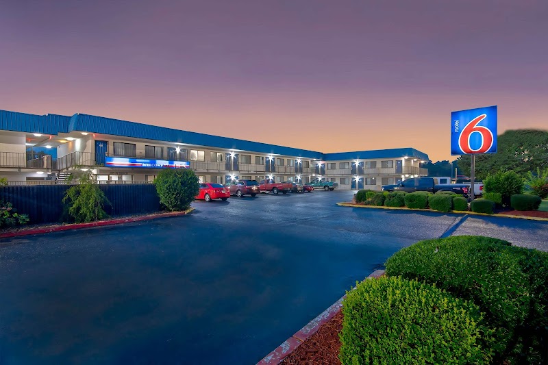 Motel 6 Russellville, AR in Russellville, Arkansas, United States