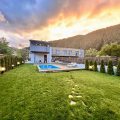 Mountain View House