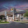 Napoleon Inn & Suites