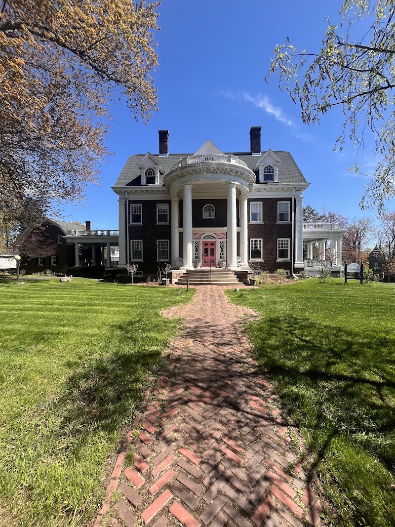 Olcott House in Duluth, Minnesota, United States