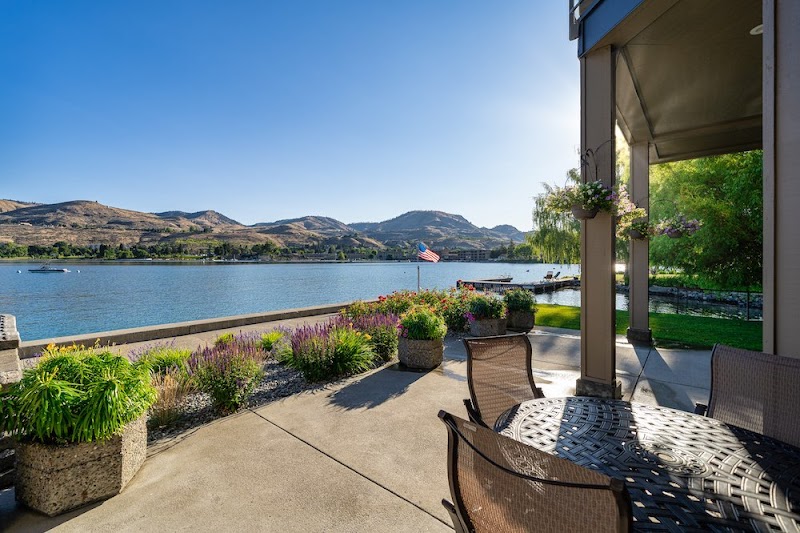 Peterson's Waterfront Resort in Chelan, Washington, United States