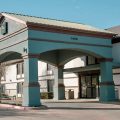 Quality Inn & Suites DFW Airport South
