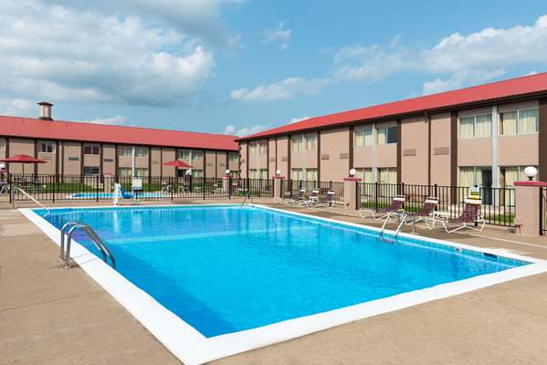 Ramada by Wyndham Bowling Green in Bowling Green, Kentucky, United States
