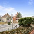 Red Bluff Cottage