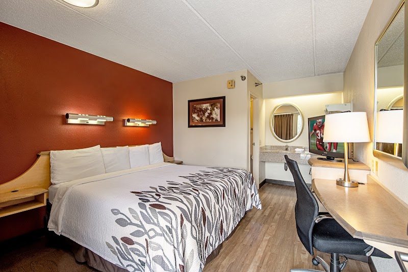 Red Roof Inn Canton in North Canton, Ohio, United States