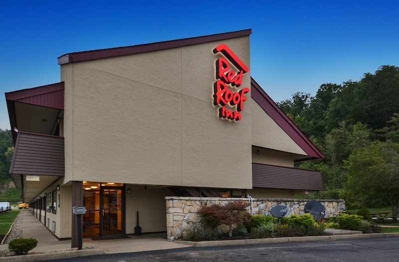 Red Roof Inn Charleston West - Hurricane in Hurricane, West Virginia, United States