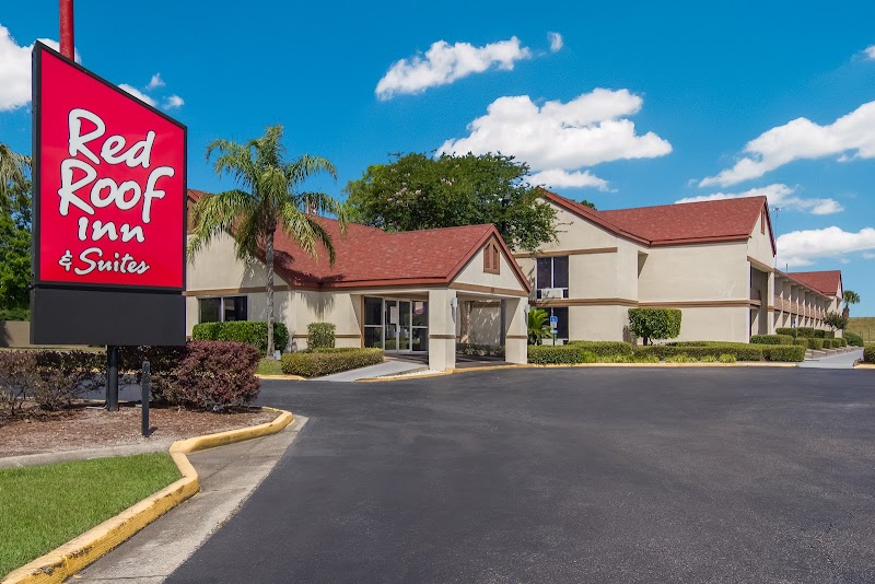 Red Roof Inn & Suites Brunswick I-95 in Brunswick, Georgia, United States