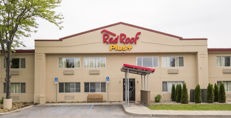 Red Roof PLUS+ Poughkeepsie in Poughkeepsie, New York, United States