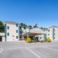 Rodeway Inn & Suites