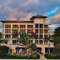 Royal Blues Hotel