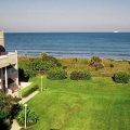 Royal Mansions Resort