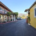 Sandyland Reef Inn