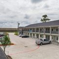 Scottish Inns & Suites Crosby