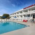 Shem Creek Inn