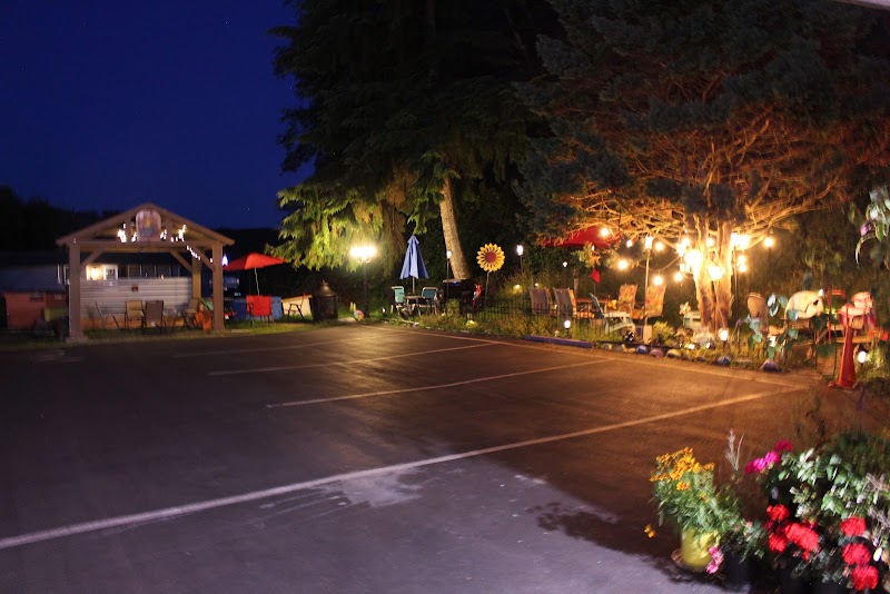 Shiny Motel in Hoquiam, Washington, United States