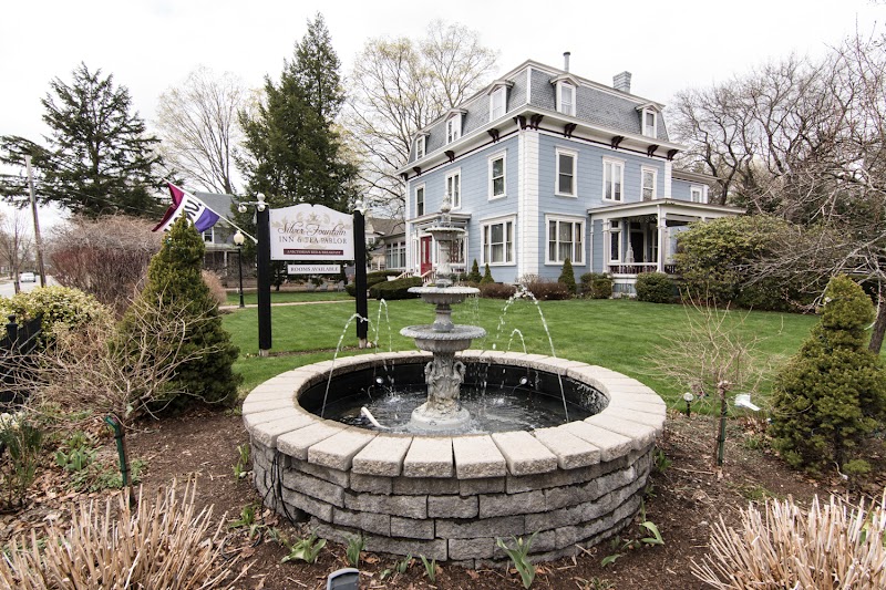 Silver Fountain Inn in Dover, New Hampshire, United States