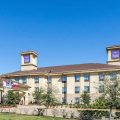 Sleep Inn & Suites Bush Intercontinental – IAH East