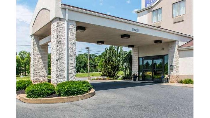 Sleep Inn & Suites Lancaster-Plainsboro in Lancaster, Pennsylvania, United States