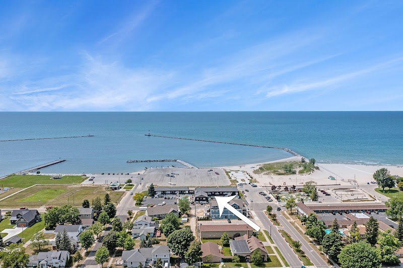 Snyders Shoreline Inn in Ludington, Michigan, United States