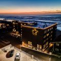 Starfish Manor Oceanfront Hotel
