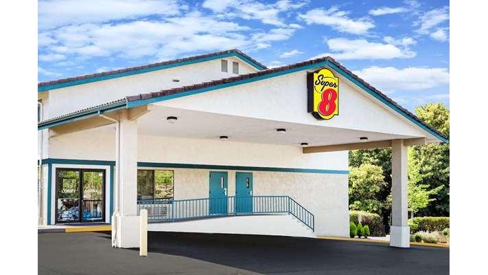 Super 8 by Wyndham Bremerton in Bremerton, Washington, United States