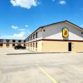 Super 8 by Wyndham Champaign