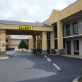 Super 8 by Wyndham Clarksville Northeast