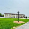 Super 8 by Wyndham Clear Lake