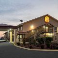 Super 8 by Wyndham Cleveland