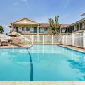 Super 8 by Wyndham Creswell/South Eugene