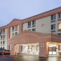 Super 8 by Wyndham Danbury
