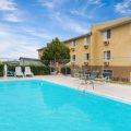 Super 8 by Wyndham Dodge City